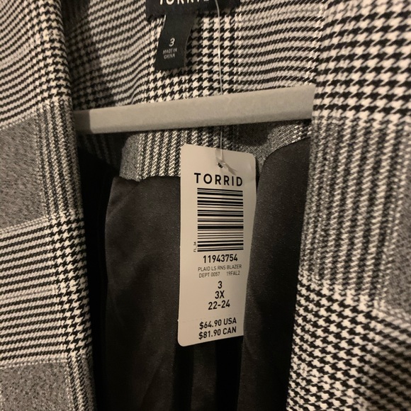 NWT PLAID OPEN FRONT BLAZER - Picture 6 of 6